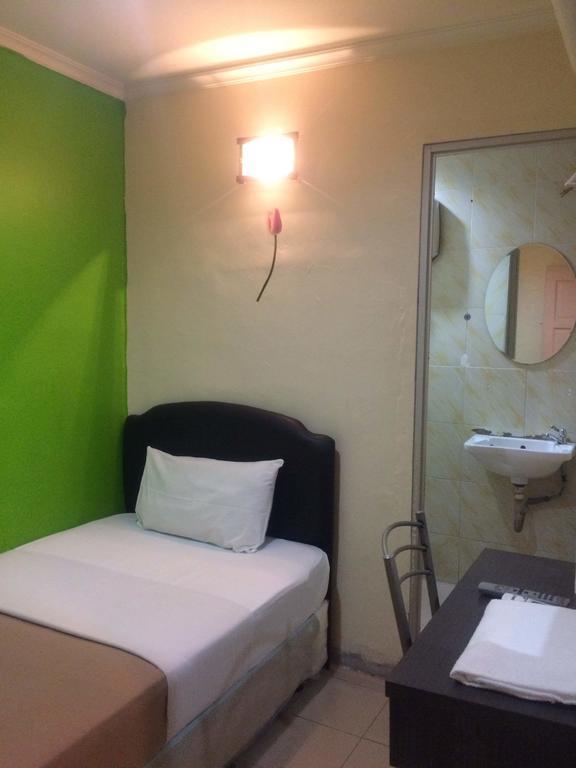 City Star Hotel Kulai Zimmer foto